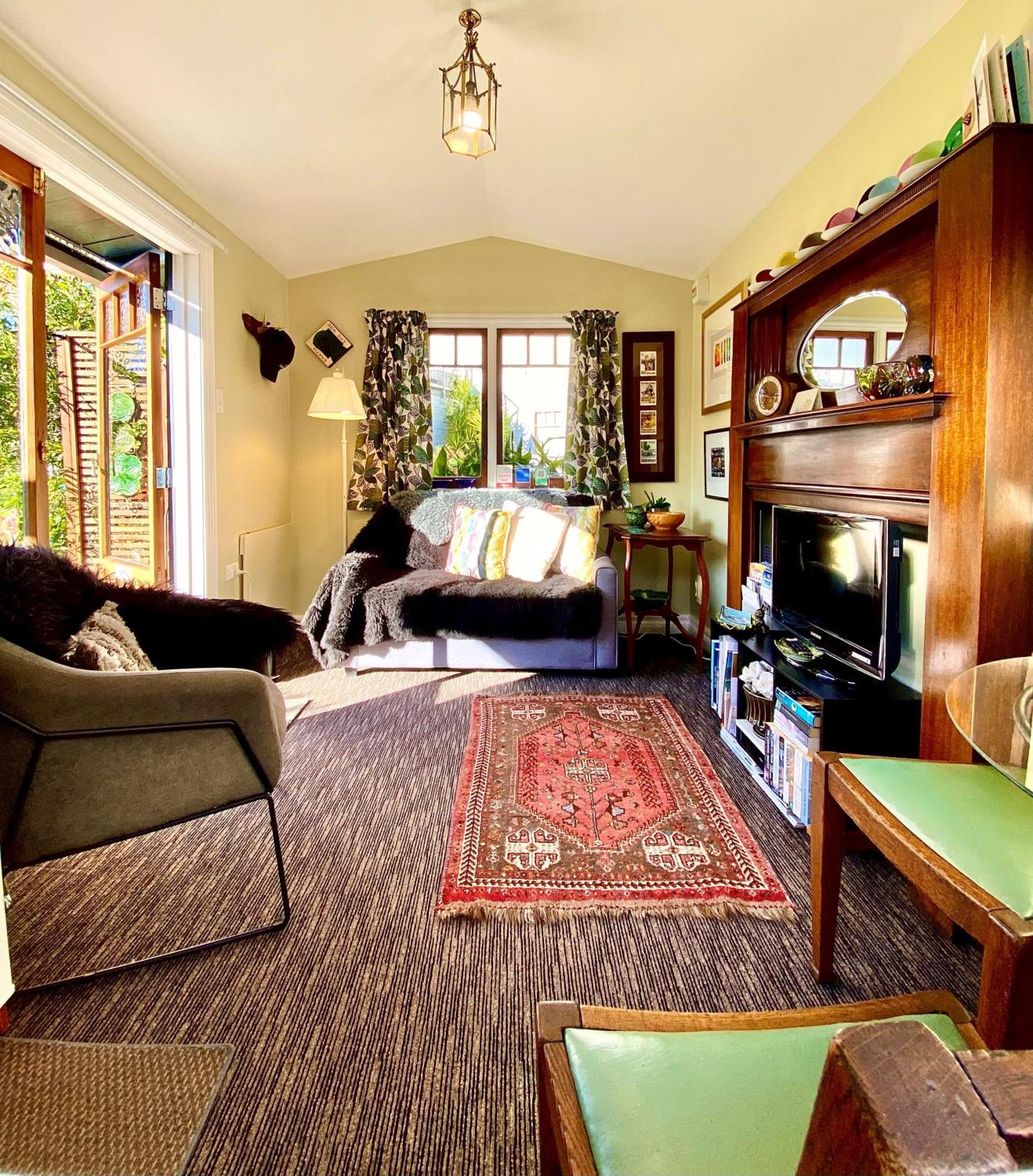 Ah House City B&B Nelson Exterior foto